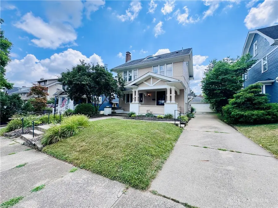 62 E Dixon Avenue, Oakwood, OH 45419 - #3
