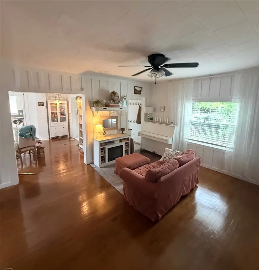 22 N 6th Street, Miamisburg, OH 45342 - #3