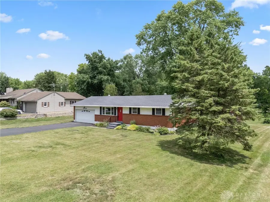 1800 Yalta Road, Beavercreek, OH 45432 - #3