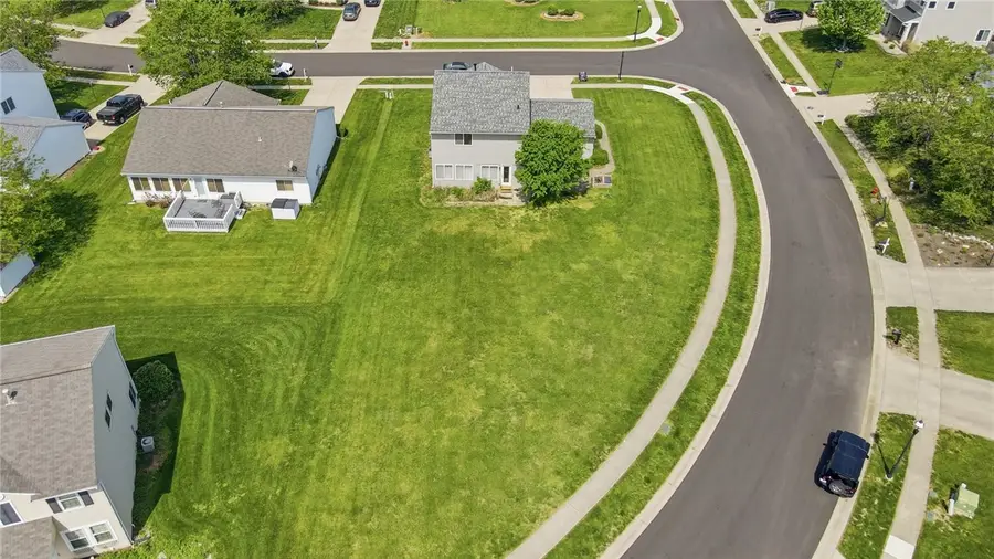 70 E Long Meadow Drive, Springboro, OH 45066 - #3
