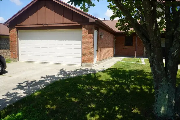 3118 S Cymar Drive, Beavercreek, OH 45434