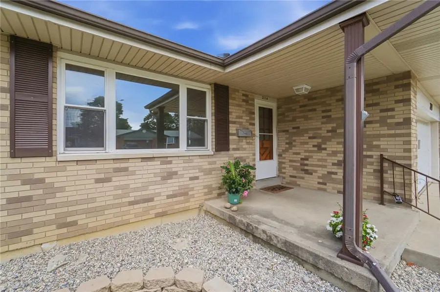 214 Plymouth Avenue, Brookville, OH 45309 - #3
