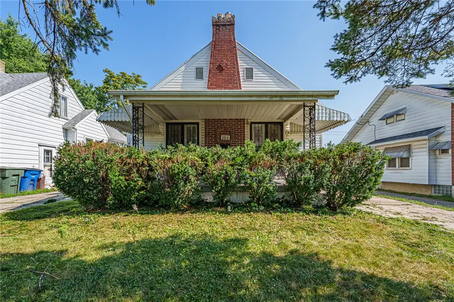 109 E Siebenthaler Avenue, Dayton, OH 45405 - #2