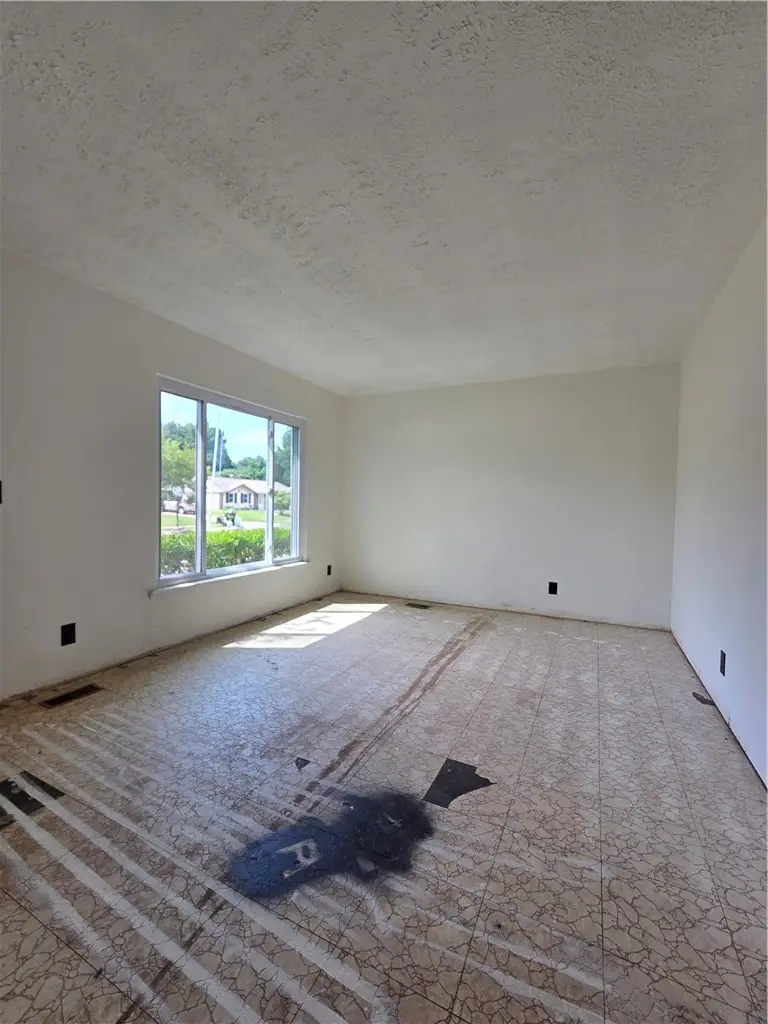 3208 Tackett Street, Springfield, OH 45503 - #2