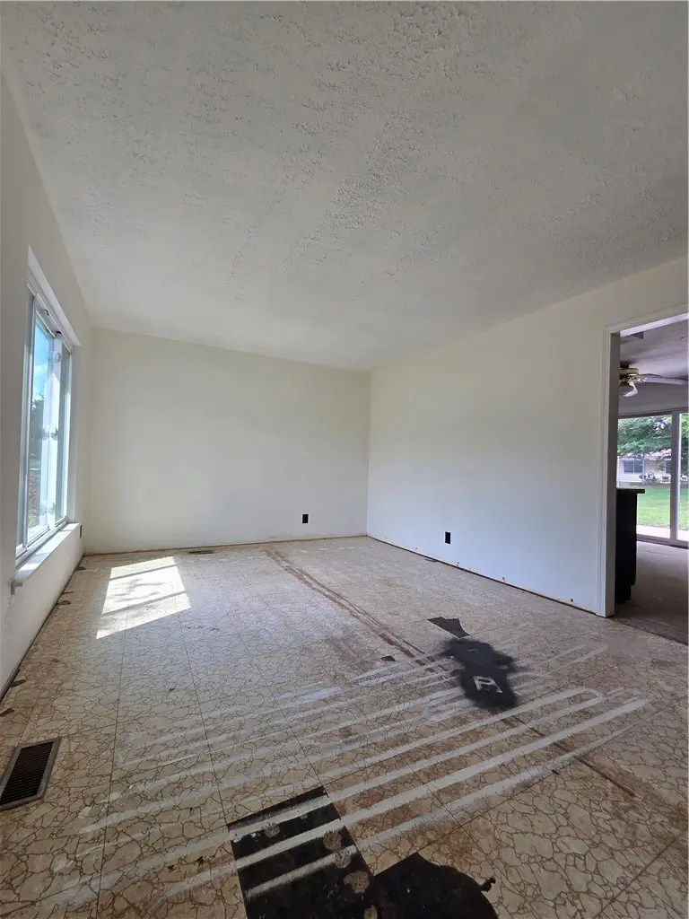 3208 Tackett Street, Springfield, OH 45503 - #3
