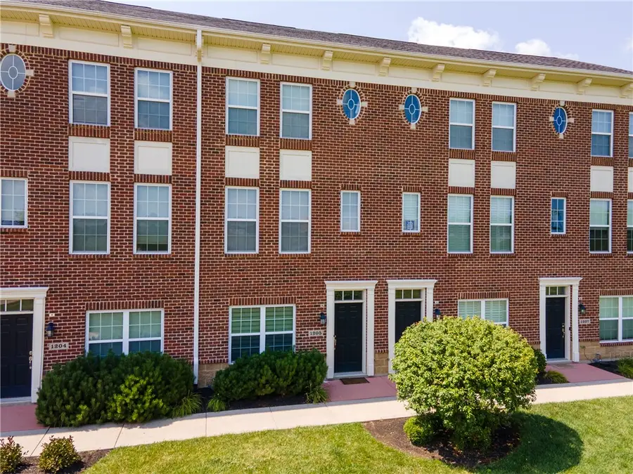 1205 Parklake Row, Springboro, OH 45066 - #2
