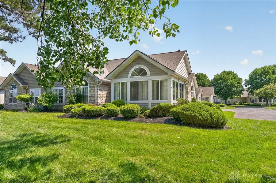 224 Edinburgh Village Drive, Washington, OH 45458 - #2