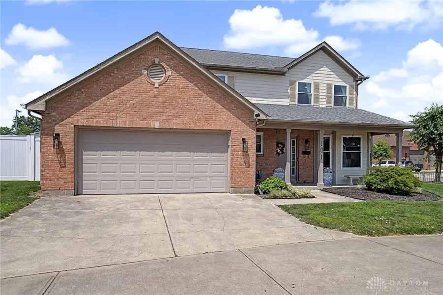 106 S Montgomery Street #1, Union, OH 45322 - #3