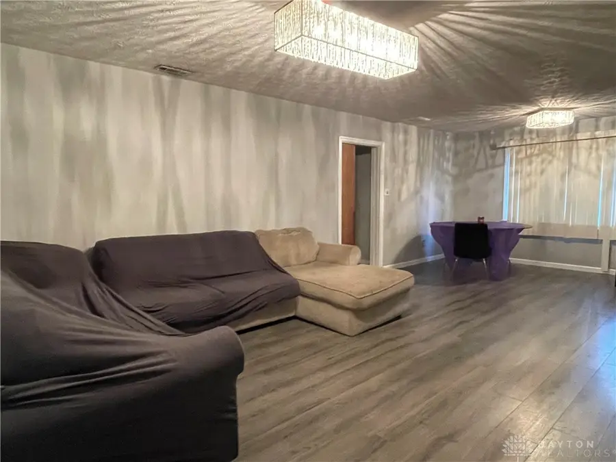 225 W Nottingham Road, Dayton, OH 45405 - #2