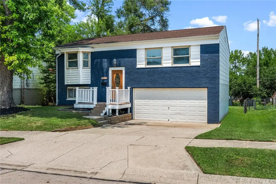 333 Ellenwood Drive, West Carrollton, OH 45449 - #3