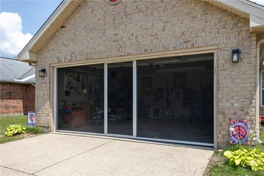 8808 Deer Chase Drive, Huber Heights, OH 45424 - #3