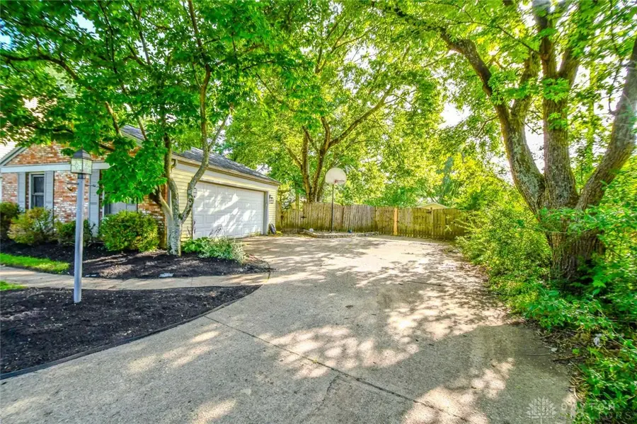 7425 Heatherwood Court, Dayton, OH 45459 - #2