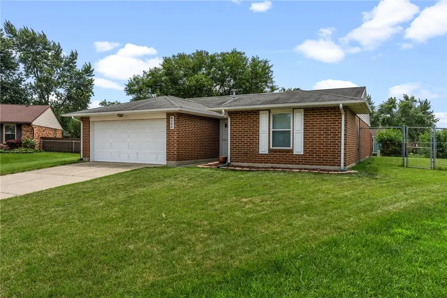 8289 Millspring Place, Huber Heights, OH 45424 - #2