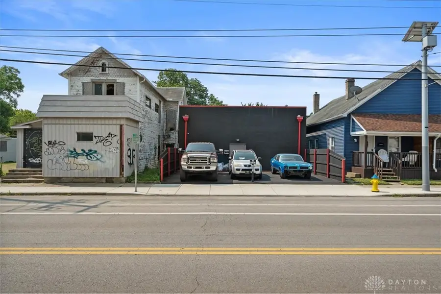 812 Xenia Avenue, Dayton, OH 45410 - #2