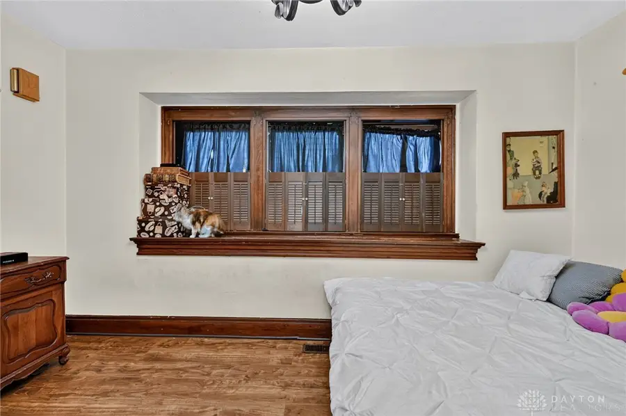 907 Saint Nicholas Avenue, Dayton, OH 45410 - #3