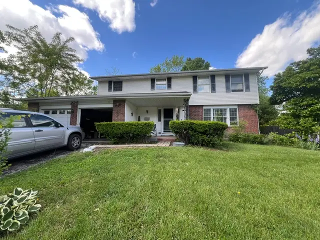 225 Royal Oaks Drive, Fairborn, OH 45324 - #1