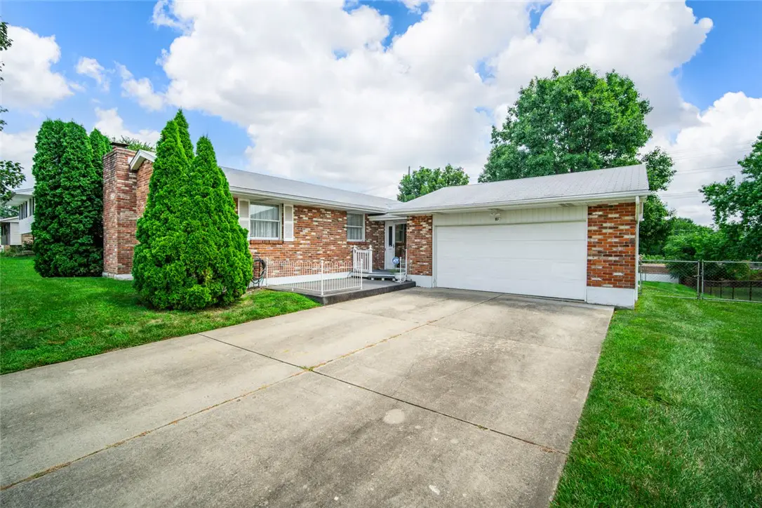 1020 S Elm Street, West Carrollton, OH 45449 - #1