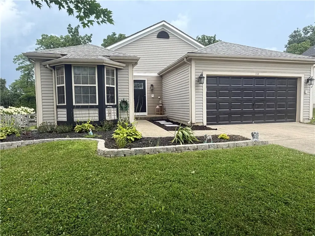 110 Waterstone Drive, Franklin, OH 45005 - #1