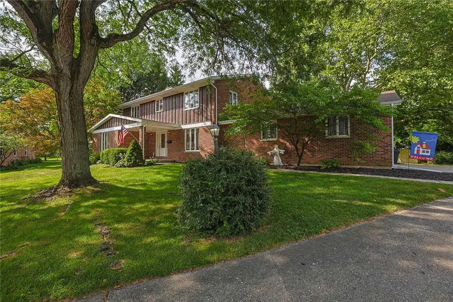 2727 Wellsford Drive, Springfield, OH 45503 - #3