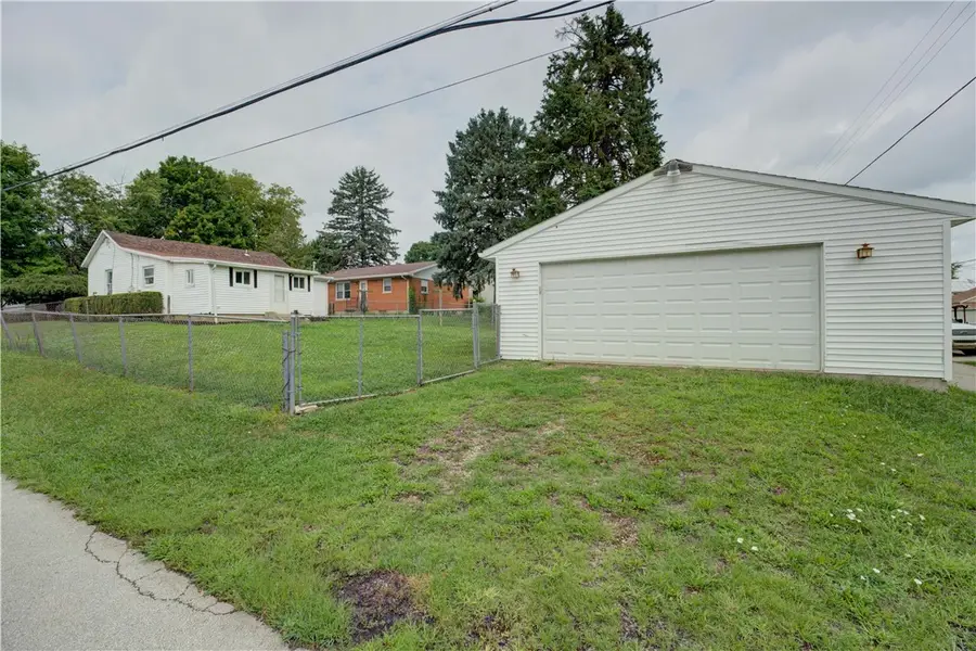 229 Hart Avenue, Greenville, OH 45331 - #3