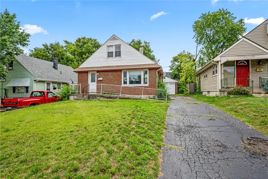 246 N Cherrywood Avenue, Dayton, OH 45403 - #2