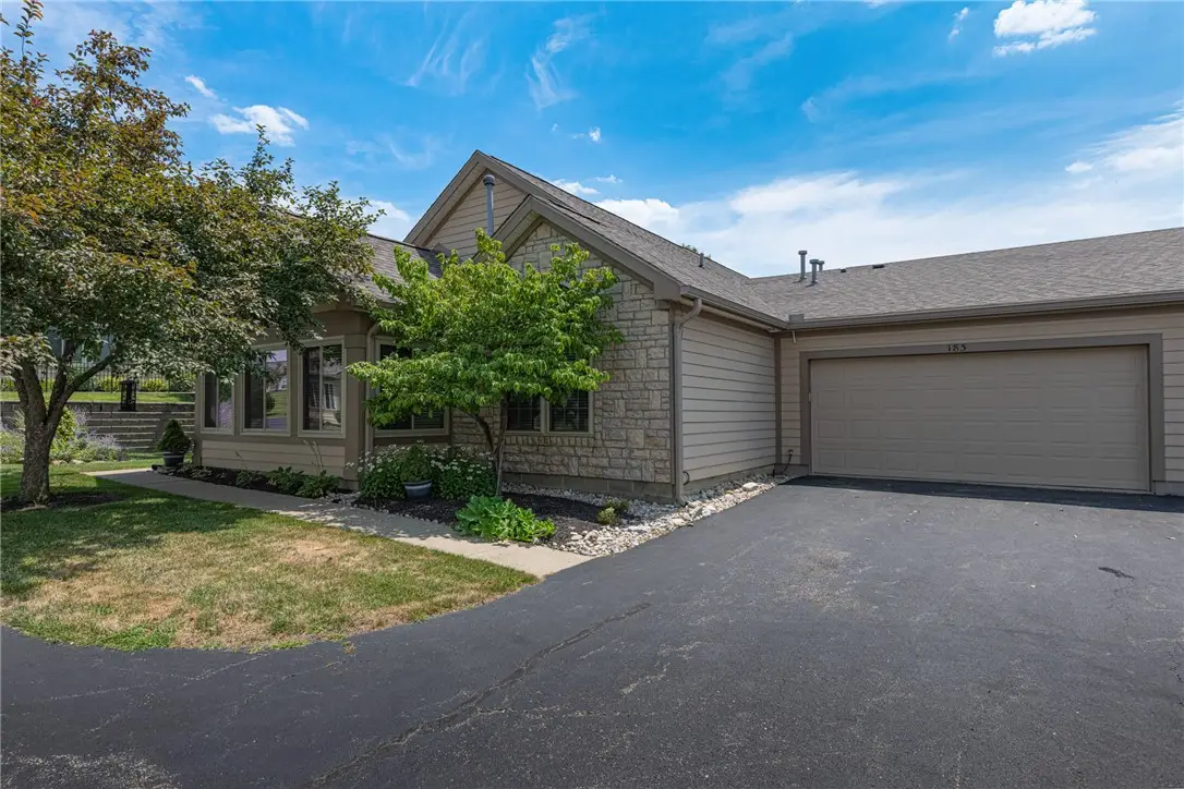 183 Villa Pointe Drive, Springboro, OH 45066 - #1