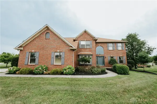 8 Wilderness Cove, Brookville, OH 45309