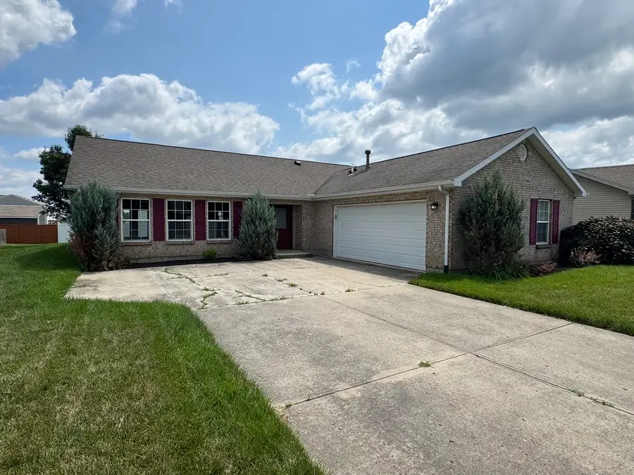 110 Brooke Woode Drive, Brookville, OH 45309 - #2