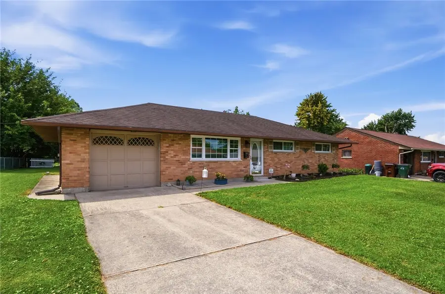2076 Lynpark Avenue, Miami, OH 45439 - #2