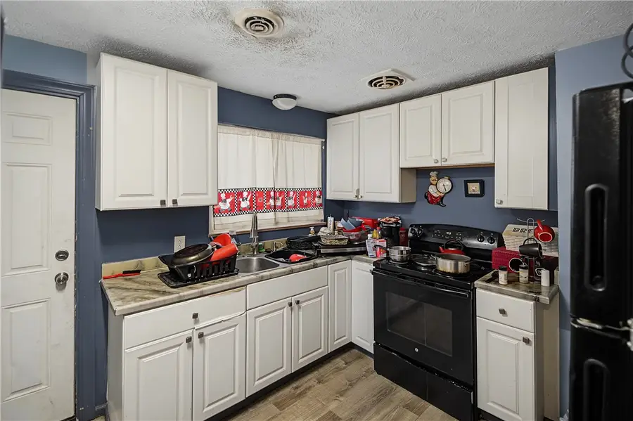 621 Bonnycastle Avenue, Englewood, OH 45322 - #3