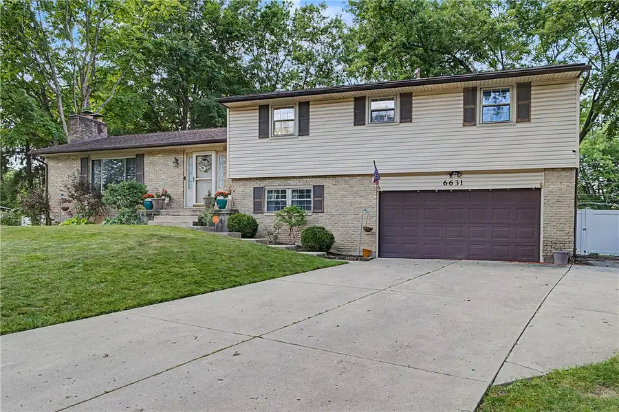 6631 Caldero Court, Clayton, OH 45415 - #2