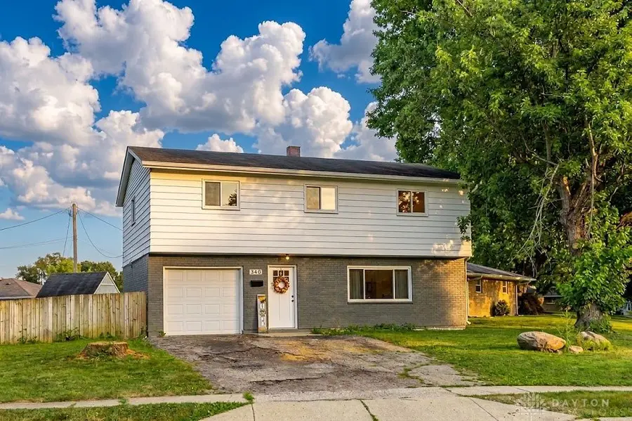 340 S Elm Street, West Carrollton, OH 45449 - #2