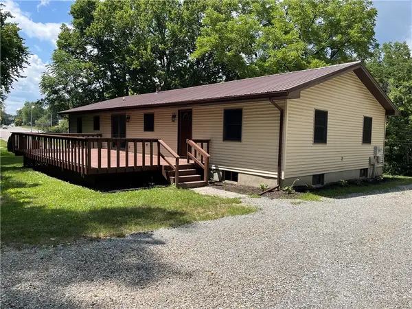 6020 Dog Leg Road, Clayton, OH 45415