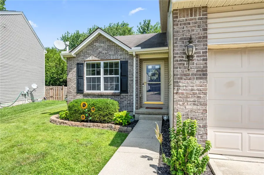 875 Gearhardt Lane, Troy, OH 45373 - #2