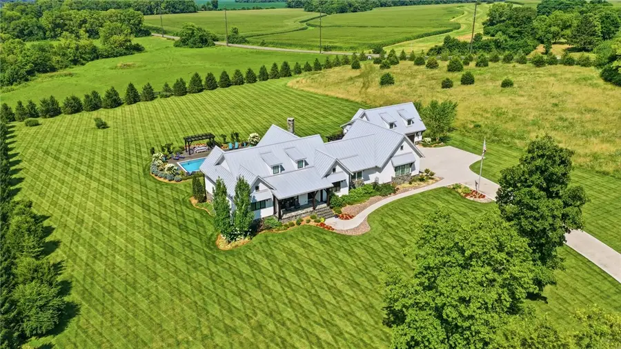 3556 E Centerville Road, Sugarcreek, OH 45370 - #2