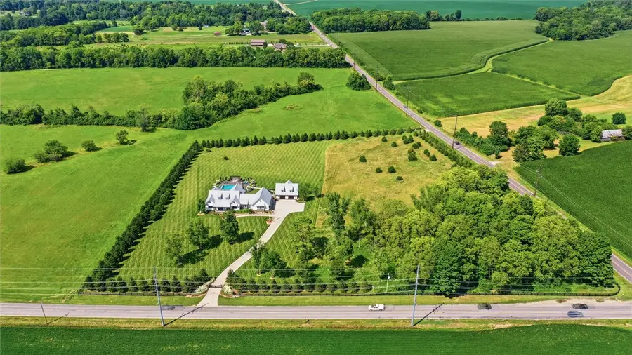 3556 E Centerville Road, Sugarcreek, OH 45370 - #3