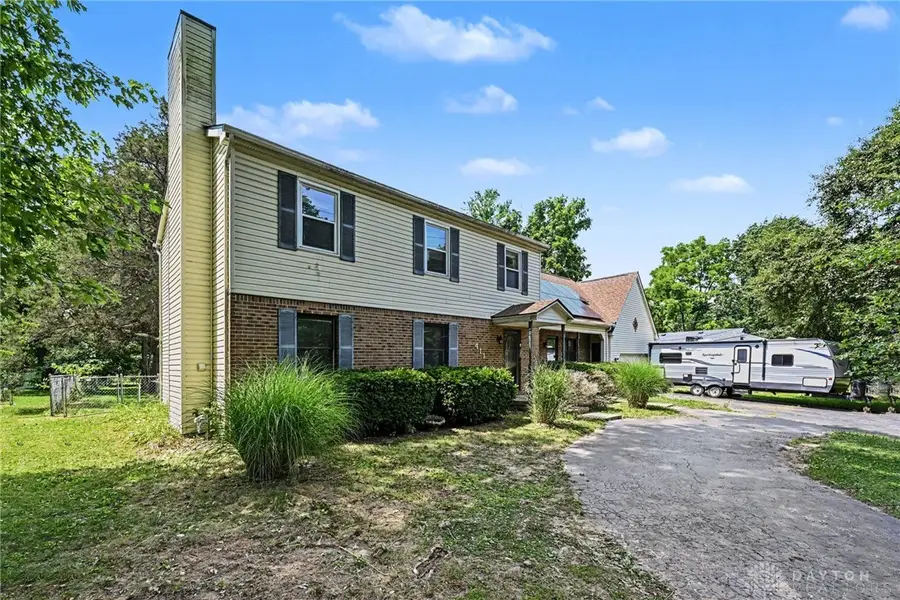 411 Darst Road, Beavercreek, OH 45440 - #3