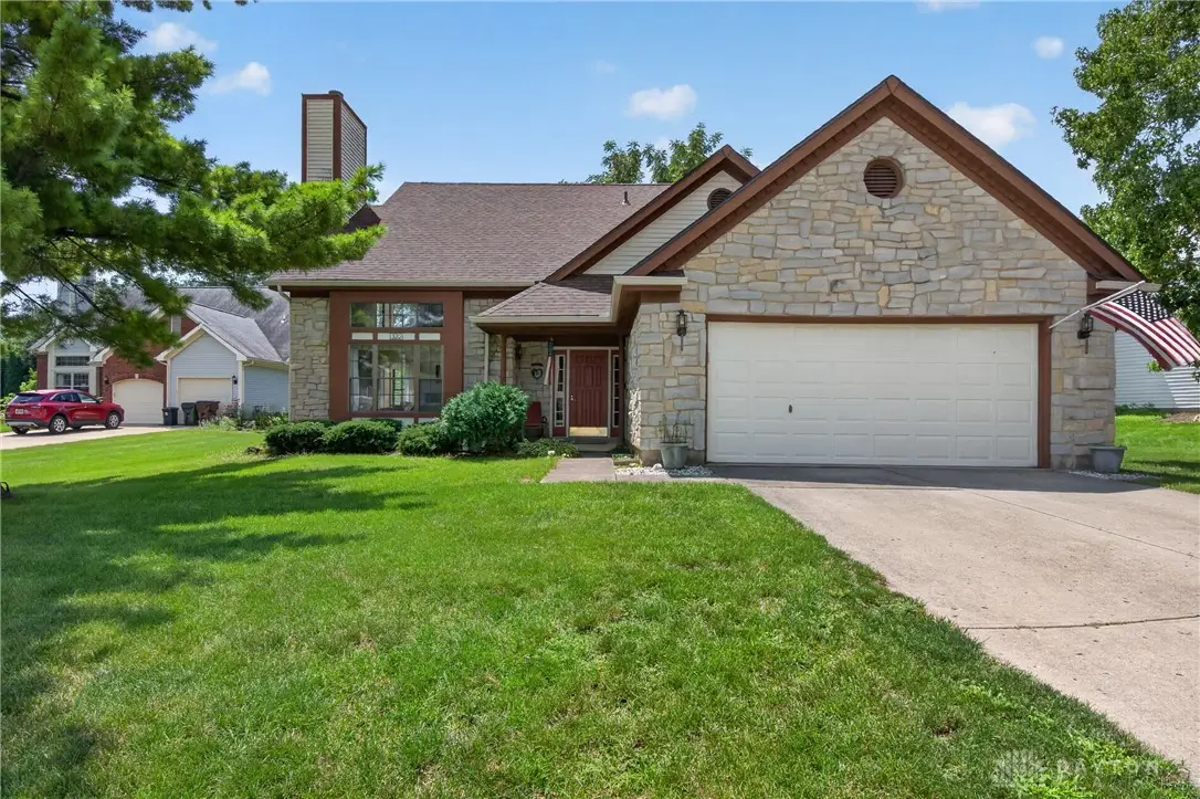 322 Meadowgrove Drive, Englewood, OH 45322 - #1