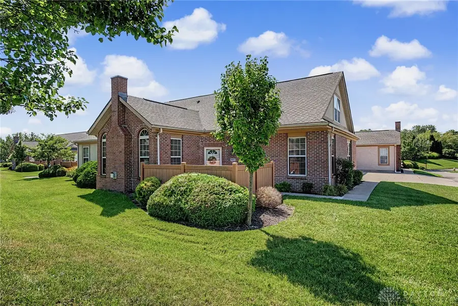8823 Birkdale Hills Circle, Washington, OH 45458 - #3