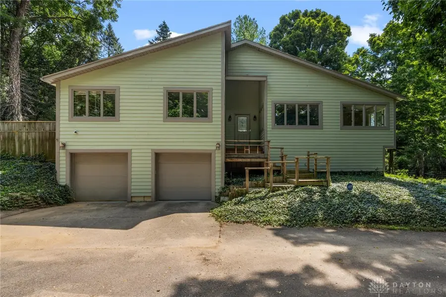 303 E Whipp Road, Washington, OH 45459 - #3