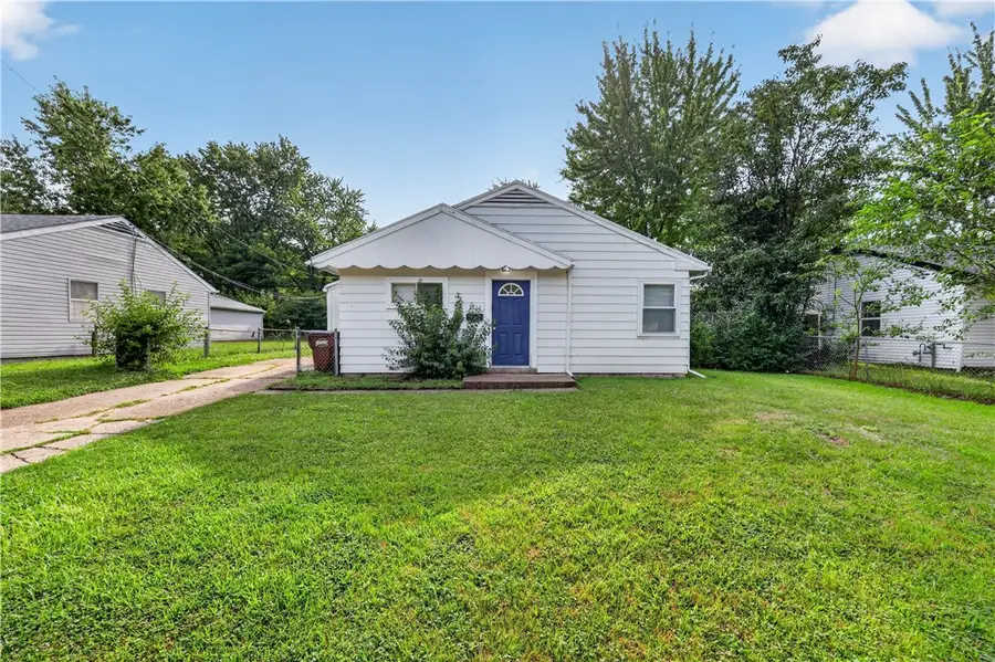3822 Brumbaugh Boulevard, Trotwood, OH 45416 - #2