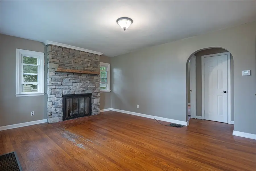407 W Lomar Avenue, Carlisle, OH 45005 - #3