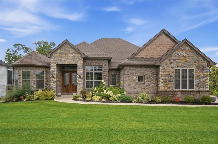 8009 Bennington Drive, West Chester, OH 45241 - #2