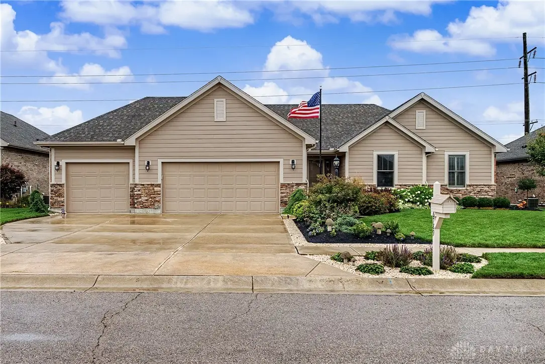 6789 Sun Ridge Way, Waynesville, OH 45068 - #1