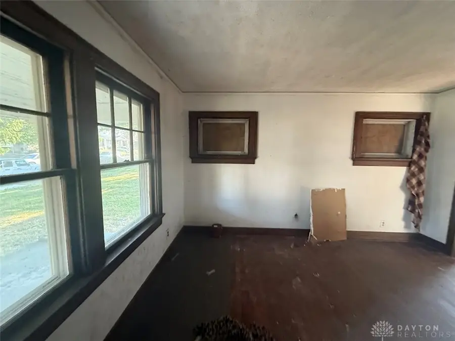104 E Beechwood Avenue, Dayton, OH 45405 - #2