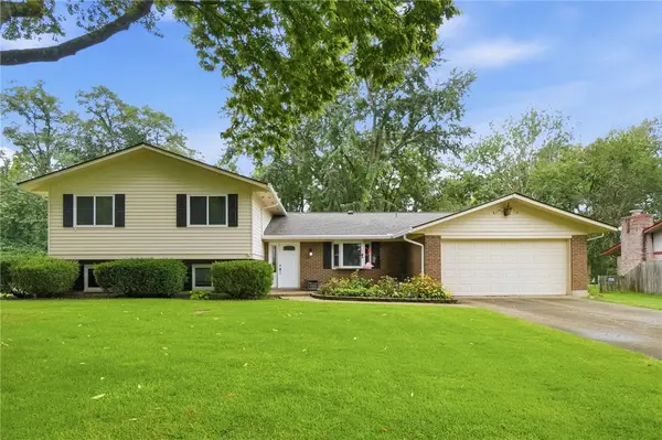 8919 Deep Forest Lane, Centerville, OH 45458