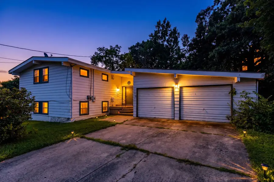 319 W Sycamore Street, Oxford, OH 45056 - #3