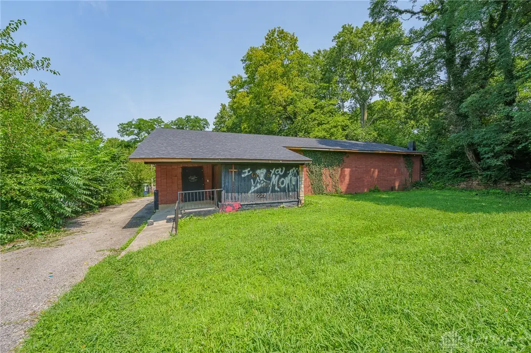 727 Beckman Street, Dayton, OH 45410 - #1