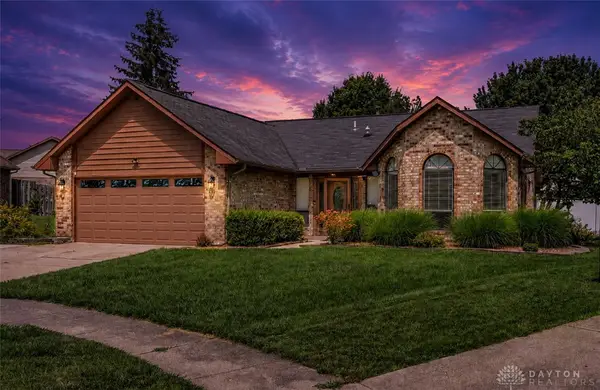 8477 Doe Run Place, Huber Heights, OH 45424