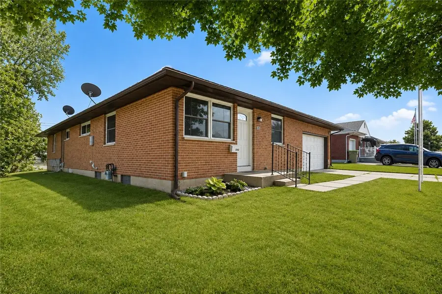 1243 Student Avenue, Springfield, OH 45503 - #3